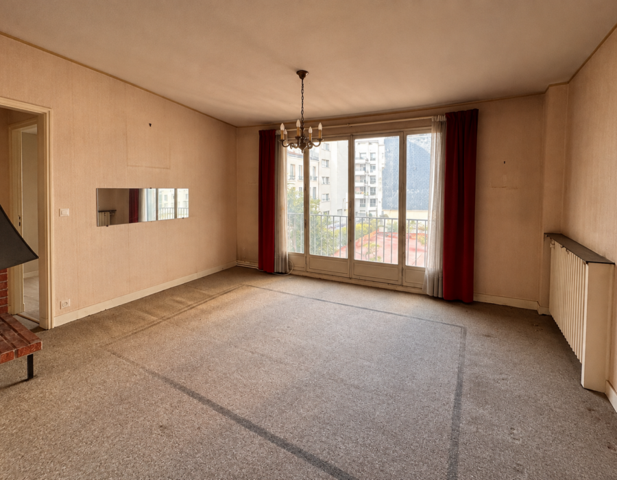 Avant — Rénovation complète d'un appartement à Paris