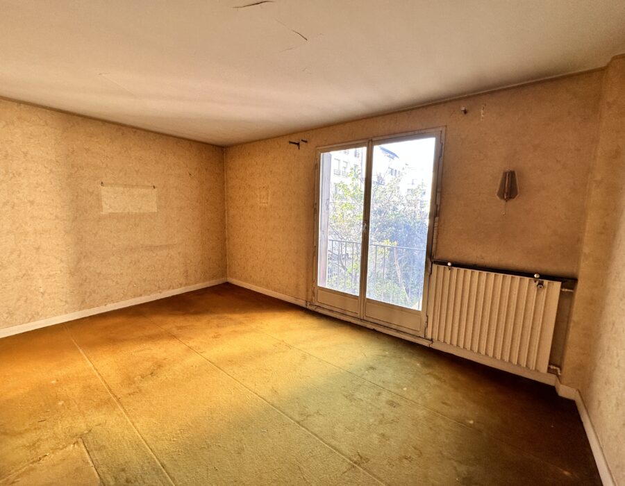 Avant — Rénovation complète d'un appartement à Paris